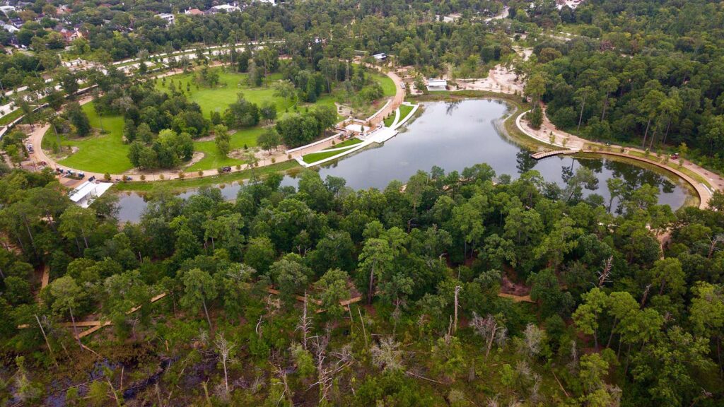 An add-on to the original plan, the boardwalk provides an immersive experience with the wetland area and the lake with minimal impact to ecosystem processes.